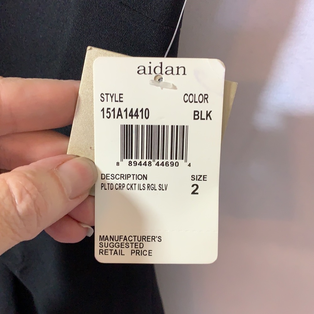 ⭐️ Aidan Mattox LBD black dress lace sleeve open back - Picture 5 of 10
